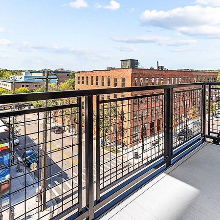 Downtown Ann Arbor 2 King Bed Balcony Apartment מראה חיצוני תמונה